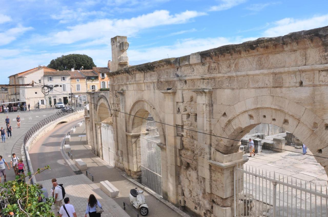 Holiday In Arles -Appartement Du Theatre Antique Екстер'єр фото