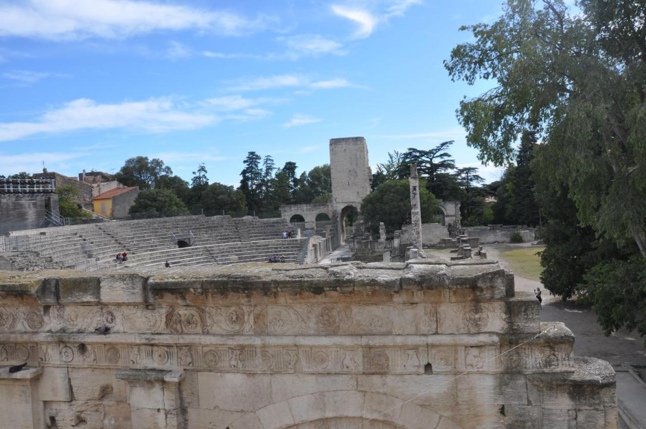 Holiday In Arles -Appartement Du Theatre Antique Екстер'єр фото